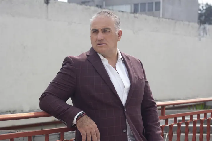 Retrato de Luis Alberto Valdez Ayala 10